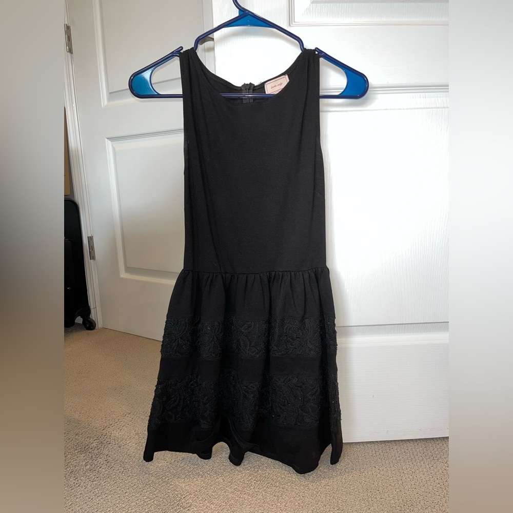 Black knee-length evening dress
